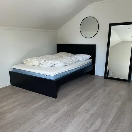 Cozy Detached House For Rent At Stadium Vila *